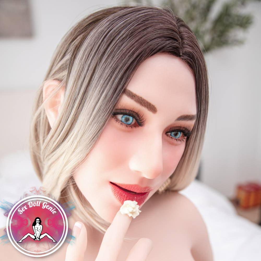 Avalyn - 159cm | 5' 2" - L Cup (Hybrid - Silicone Head + TPE Body) (Head: Ava)