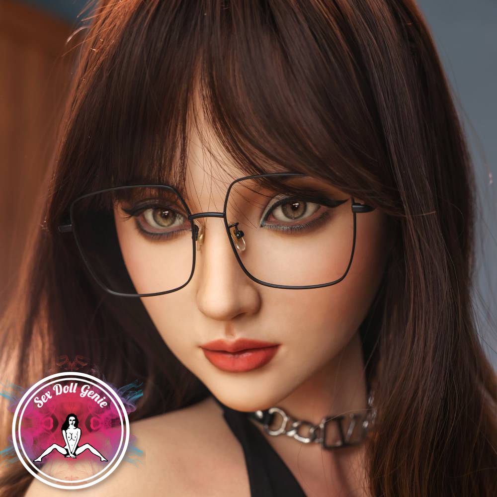 Cristina - 163cm | 5' 3" - Copa F (Cabeza: Lena)