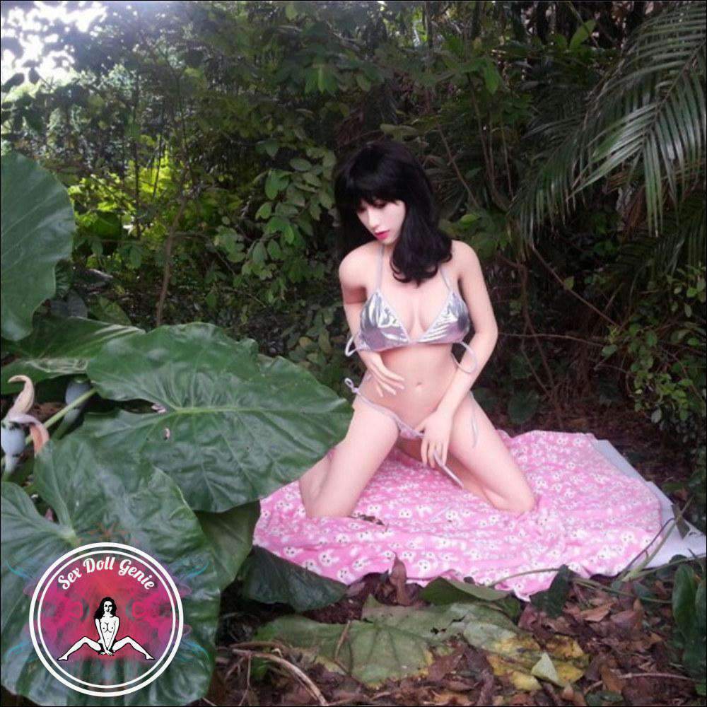 Betty – TPE-Puppe, 156 cm, Körbchengröße D, 6