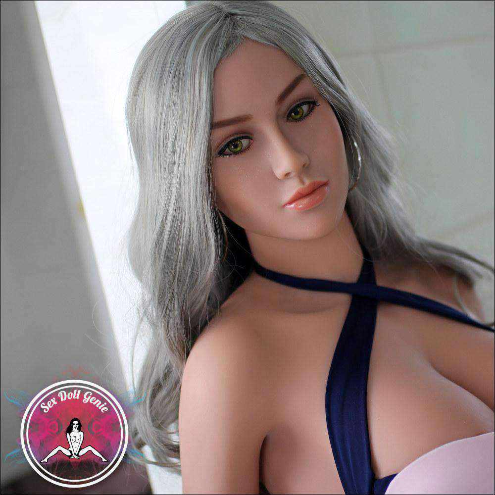 Camila - Muñeca TPE Copa E de 168 cm-50