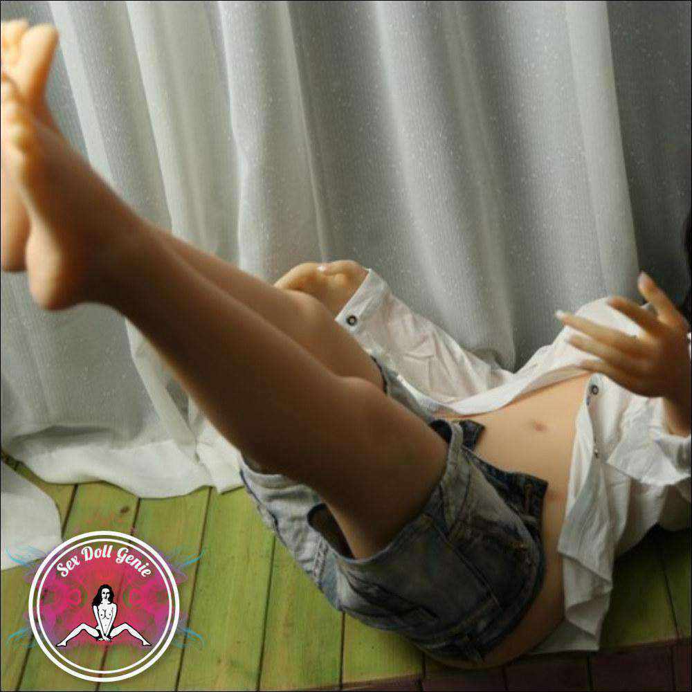 Hannah - Muñeca TPE Copa C de 163 cm-16