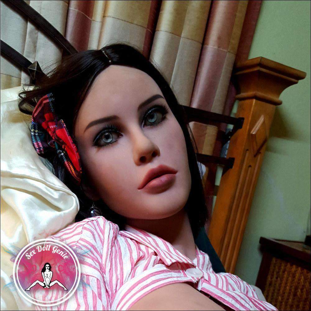Julia - 156 cm H-Körbchen TPE-Puppe-17