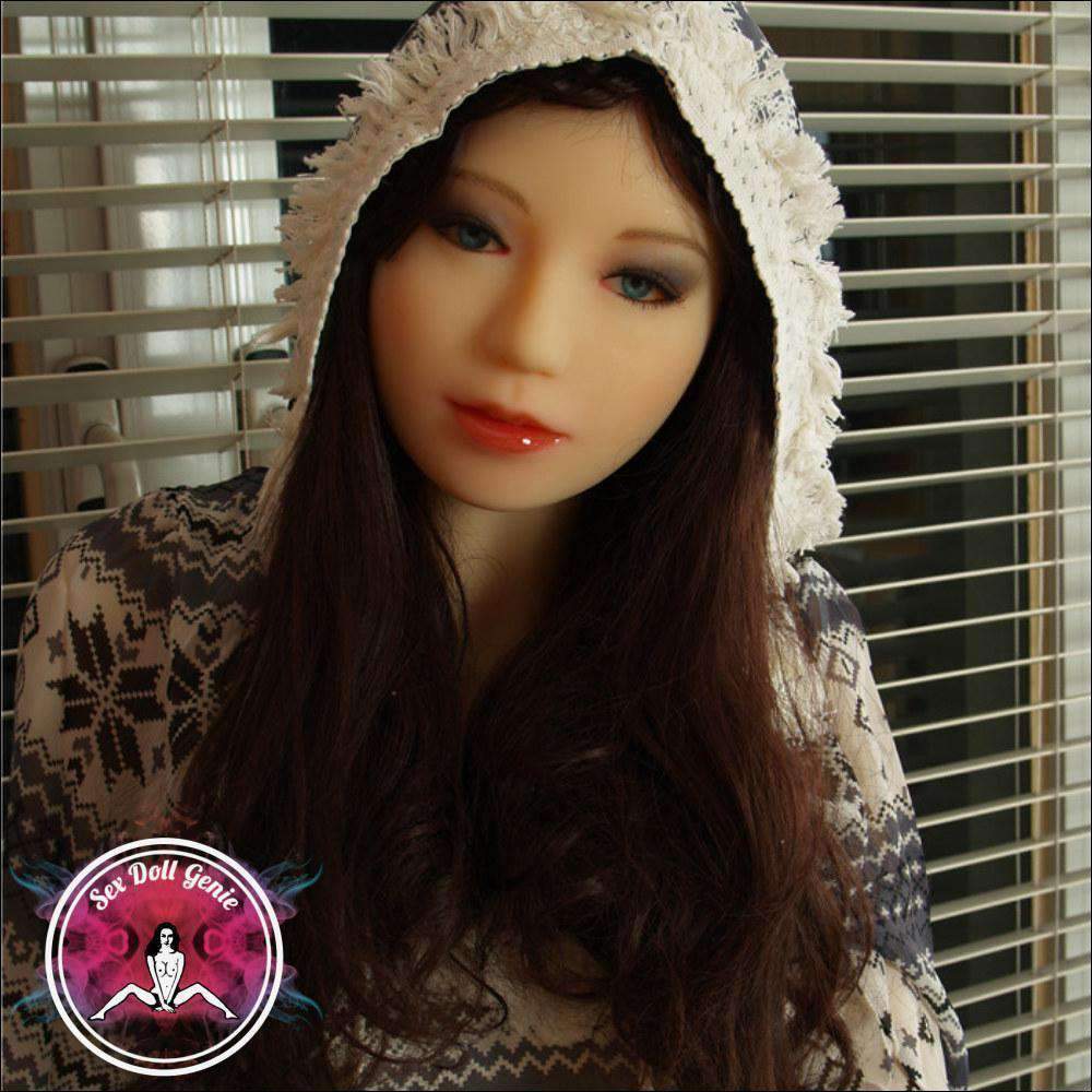 Mia - Muñeca TPE de copa D de 156 cm-20