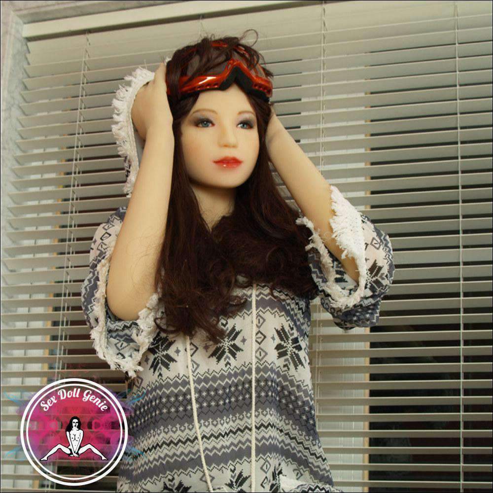 Mia - Muñeca TPE de copa D de 156 cm-38