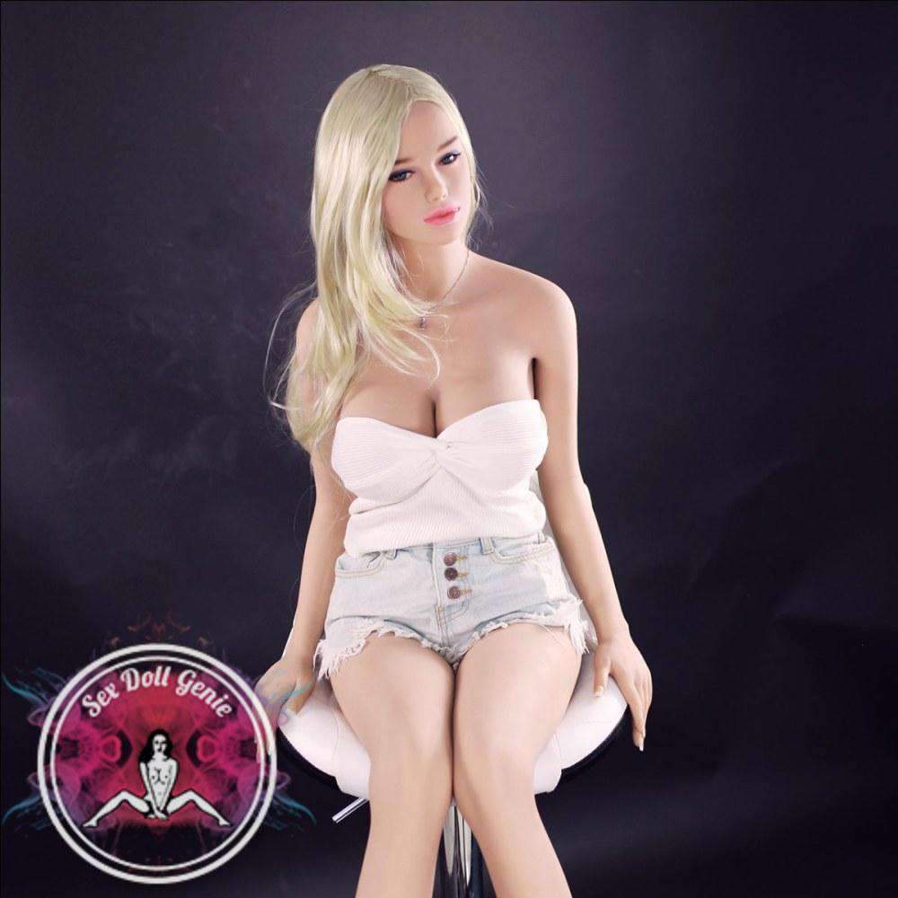 Quinn – 165 cm große TPE-Puppe, Körbchengröße G, 82