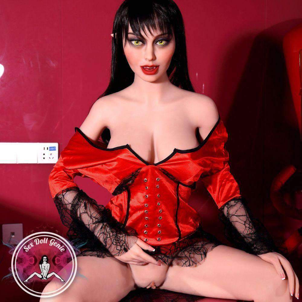 Rubi (Vampir) – TPE-Puppe, 150 cm, Körbchengröße D, 23