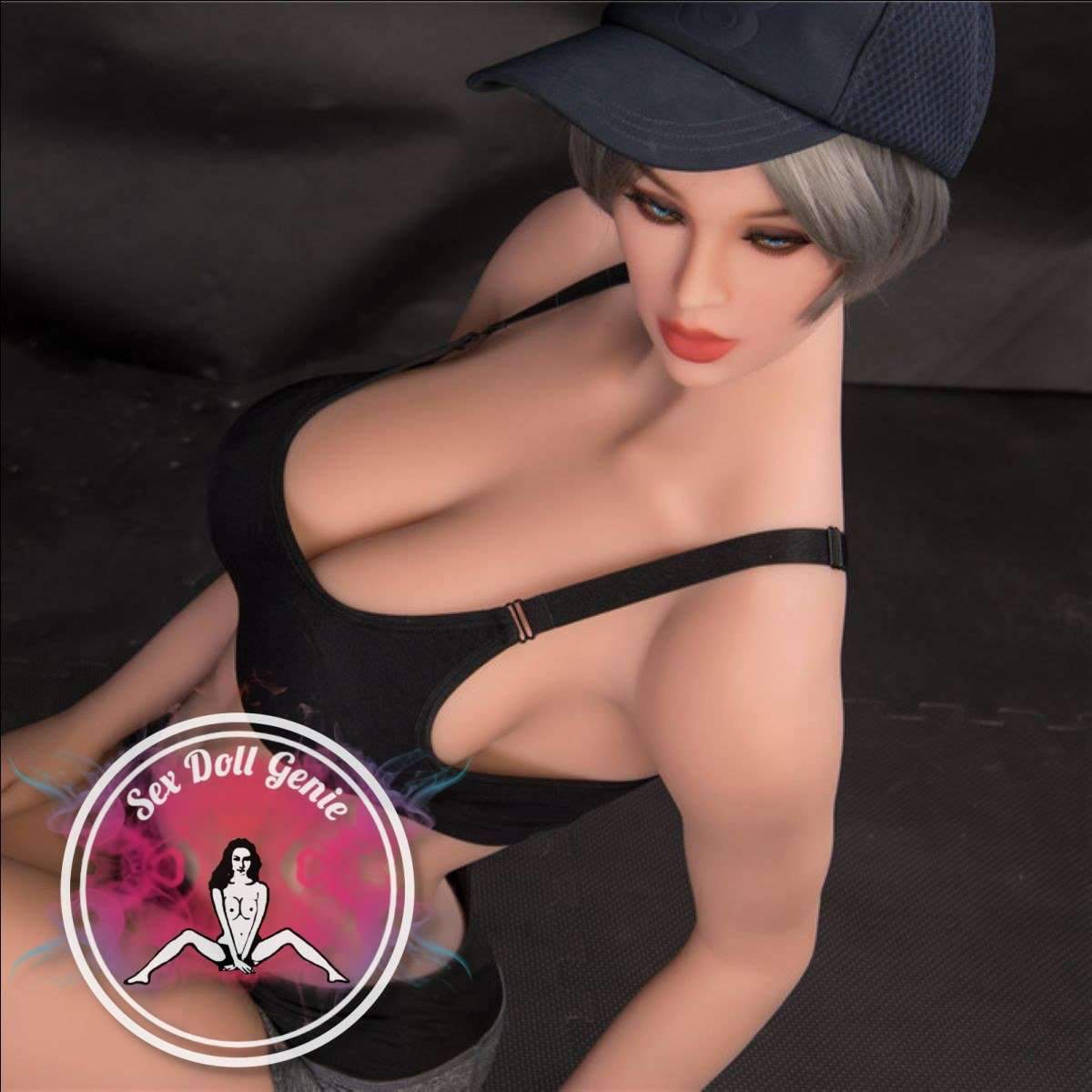 Sienna - 167cm Muñeca TPE Copa G-22
